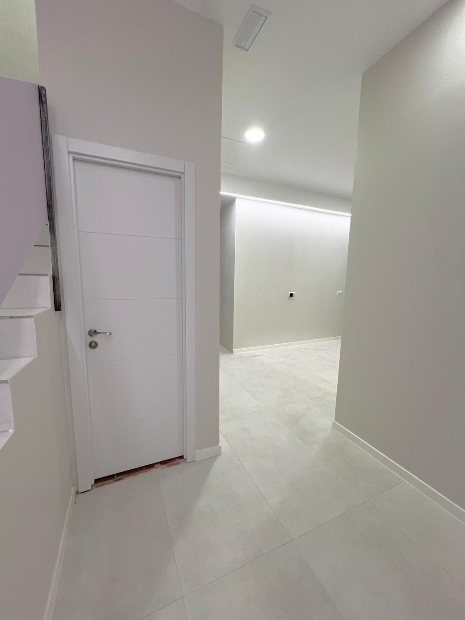 Hostel Oasis Мадрид Екстериор снимка