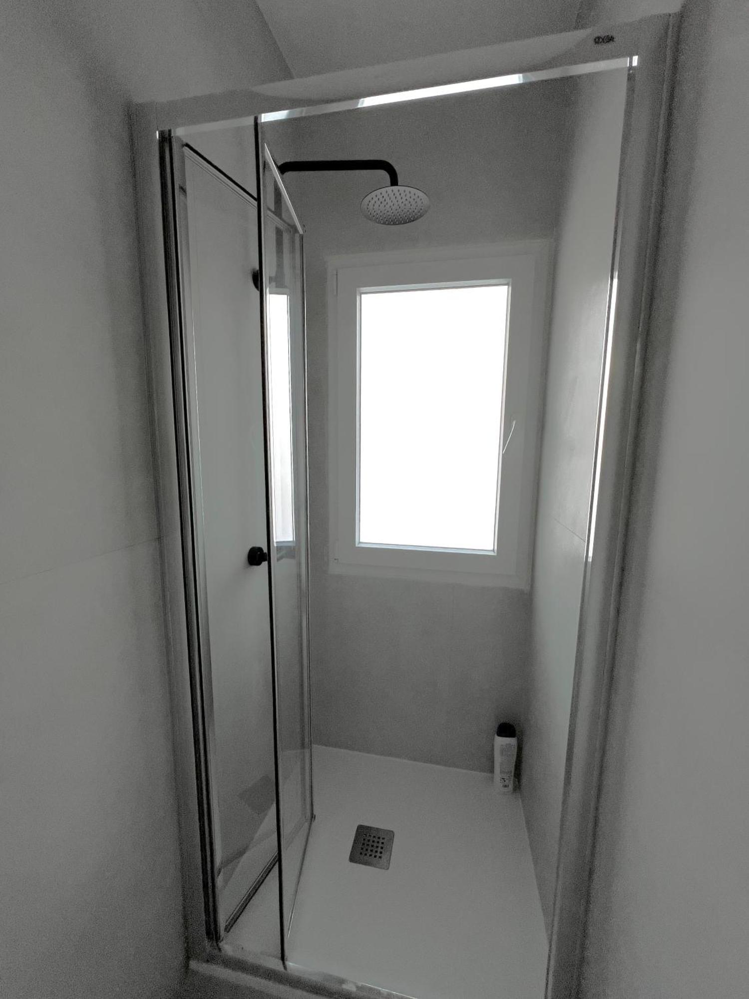 Hostel Oasis Мадрид Екстериор снимка